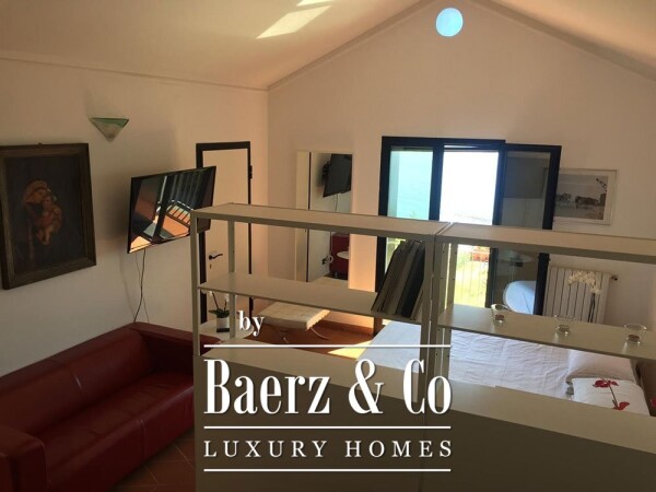 photo 17 Villa for sale 405 m²