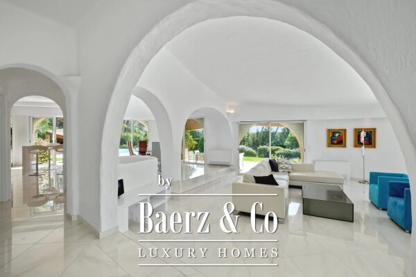 photo 19 Villa with view on Castelleras Castle