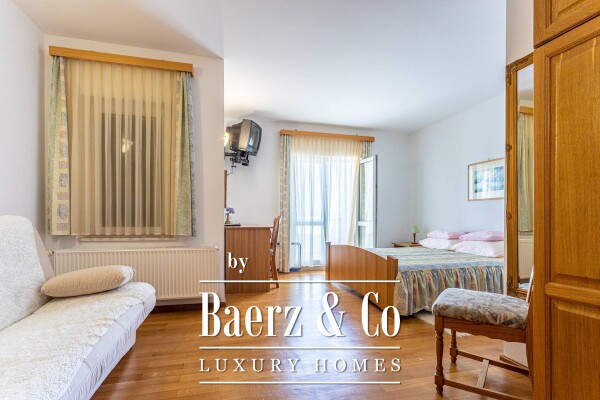 photo 27 Brac, beautiful villa with a large garden 20 m from the sea