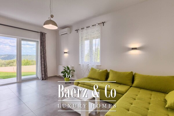 photo 11 Istria, Rakalj, beautiful villa with pool and sea view, 1000 m2 of land