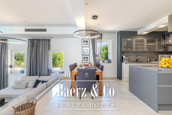 photo 5 Kanfanar, a luxury house with a sea view