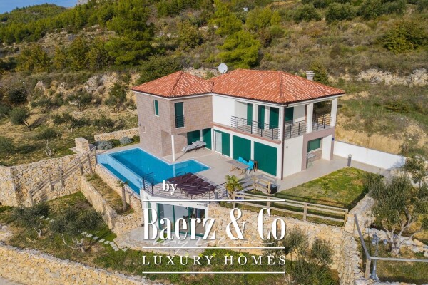 photo 1 Split, Podstrana two villas with swimming pools and sea views