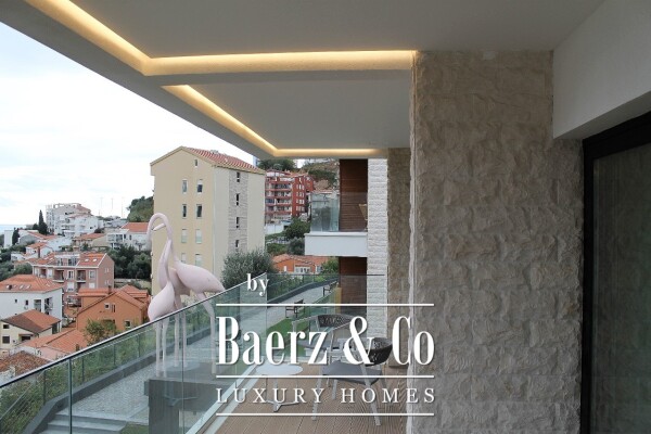 photo 4 Luxurious Three Bedroom Apartment in Budva with Seaview
