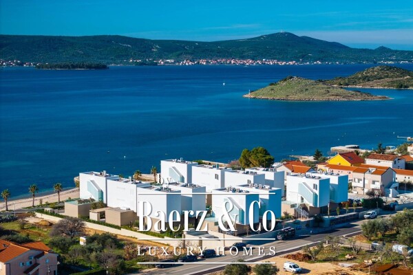 photo 15 Turanj, villas Turris, beautiful semi-detached villa with garden and swimming pool