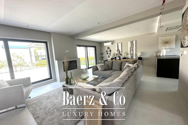 photo 6 Istria, Pomer: Exclusive Modern Villa 260 m2 with Pool and Sea View, 400m from Coast