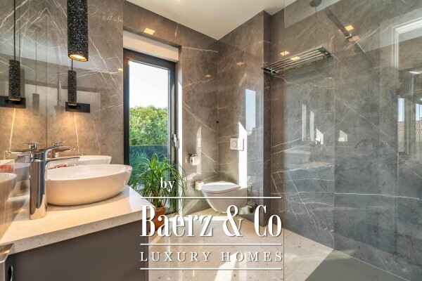 photo 21 Zadar, Privlaka, modern luxury house with swimming pool