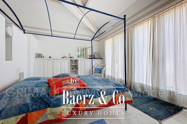 photo 6 Character Property on 2.1 Hectares with Open View and Sea Gl