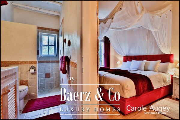 photo 23 Authentic Villa facing the Golf Course