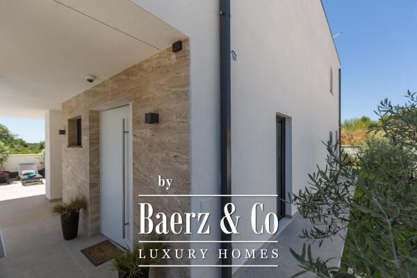 photo 36 Medulin, Istria: Luxury Modern Villa, 200m² NKP, Near Sea and Beaches