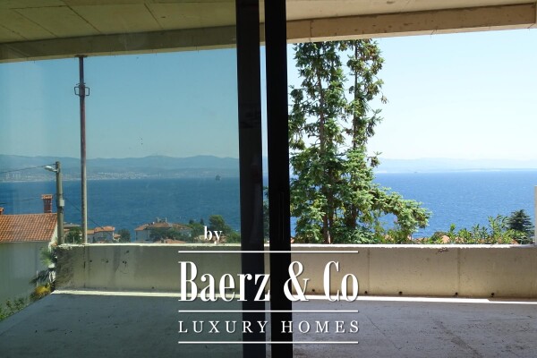 photo 3 Lovran, penthouse with garden and terraces, covering an area of 204.78 m²