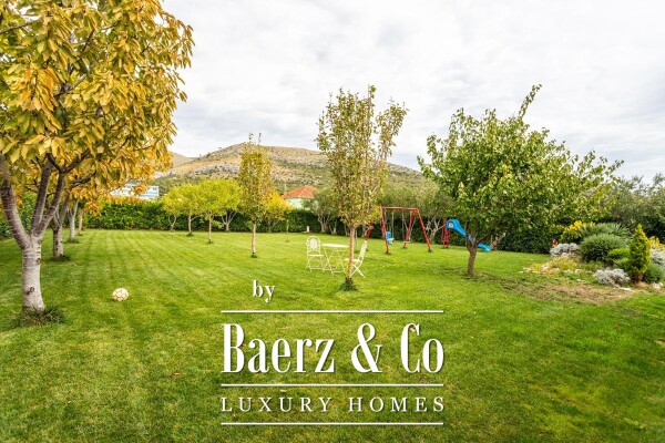 photo 36 Seget Donji, exceptional property with two buildings, swimming pool, jucuzzi and garden