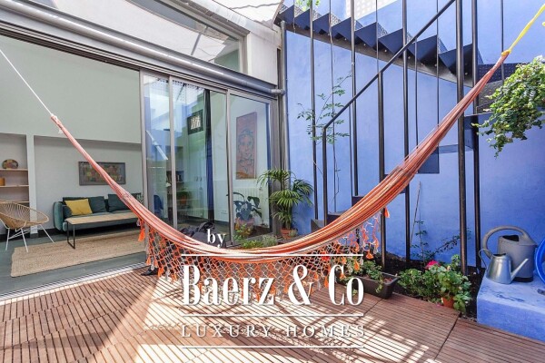 photo 1 Contemporary townhouse 224 sqm useful with solarium 2 steps from the Rambla de Poblenou