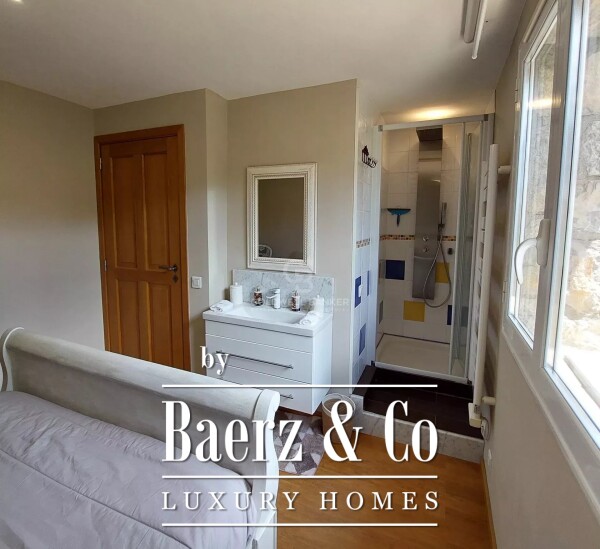 photo 14 Magnificent Stone villa