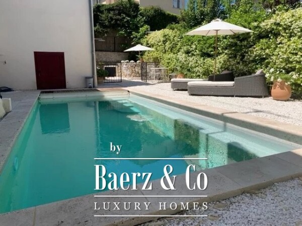 photo 2 Elegant villa with garden and pool, Petit Juas