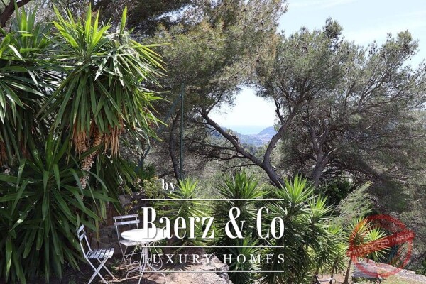 photo 63 Villa for sale 166 m²