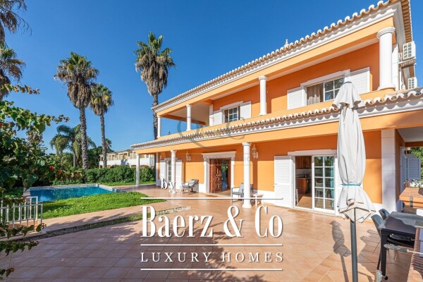 photo 3 Beautiful luxury home in Almancil, Almancil