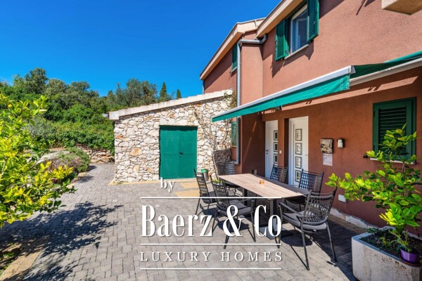 photo 16 Zadar, Veli Iž, magnificent villa by the sea with private exit to the beach