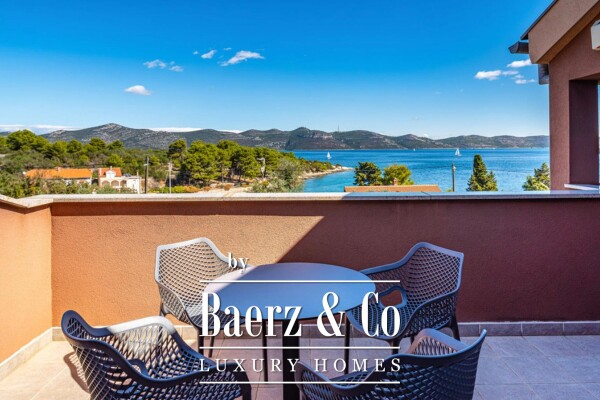 photo 31 Zadar, Veli Iž, magnificent villa by the sea with private exit to the beach