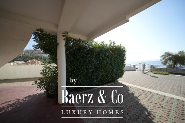 photo 2 Zadar, Diklo villa first row to the sea divided into three floors NKP 377 m2