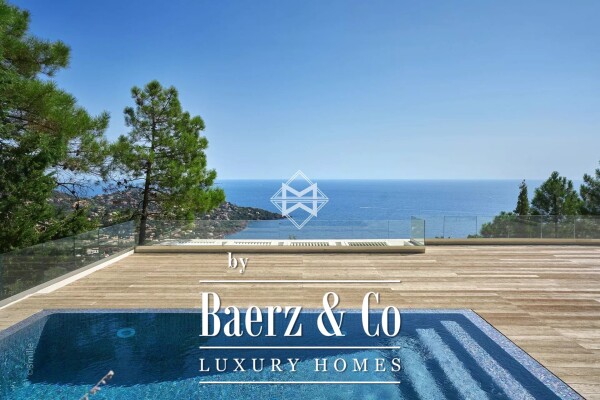 photo 4 New ultra-contemporary with exceptional panoramic sea view