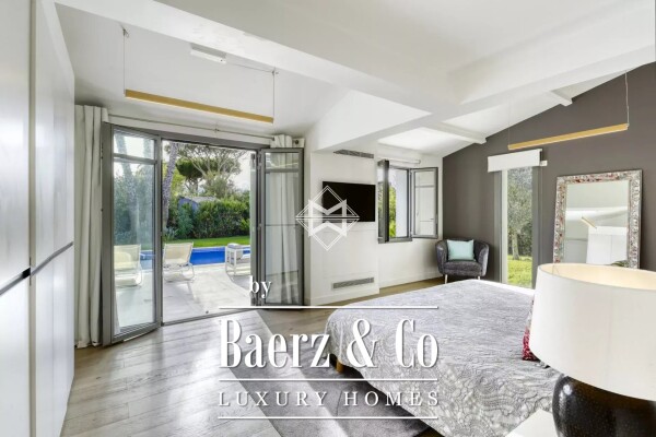 photo 8 Modern villa by foot from the beach