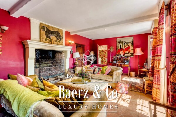 photo 8 Property with 2 Villas and Swimming Pool - Le Lavandou