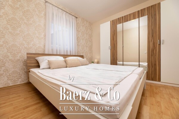 photo 3 Malinska, Renovated House with Three Apartments, 280.72m², 800m from the Sea