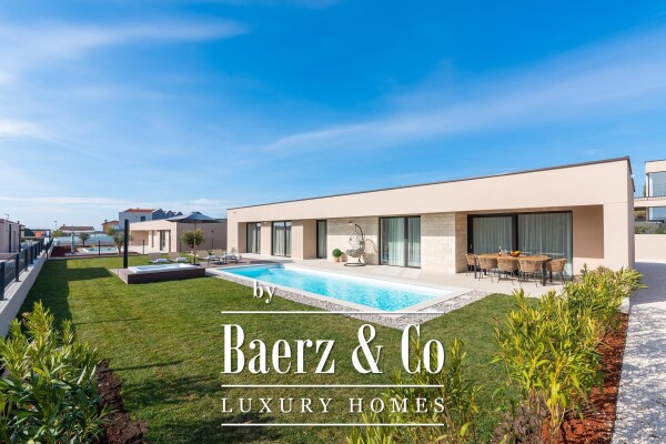 photo 29 Istria, Labinci, modern single-storey house with swimming pool and jacuzzi