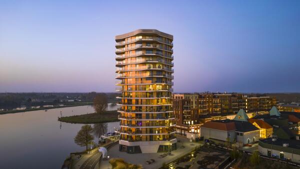 photo 1 Maashaven 774