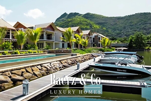 photo 10 Black River 