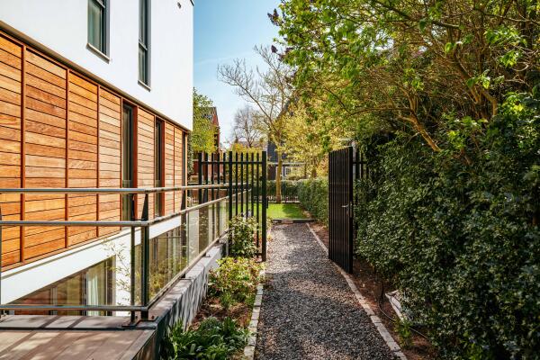 photo 48 Herman Gorterstraat 24