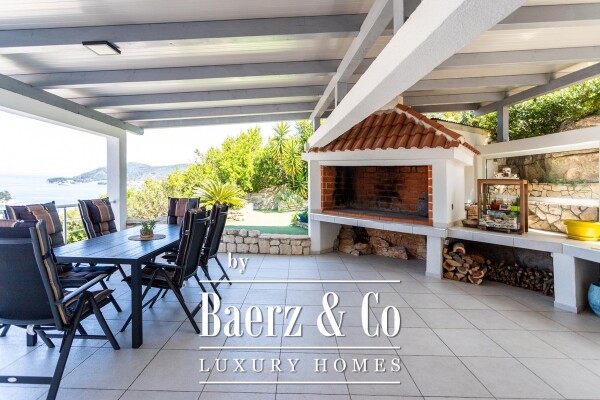 photo 24 Vis,  Attractive House with 311 m² of Living Space on a 2,027 m² Plot