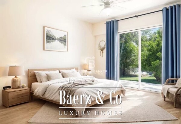 photo 14 ESTATE PROPERTY IN THE HEART OF A LANDSCAPED PARK