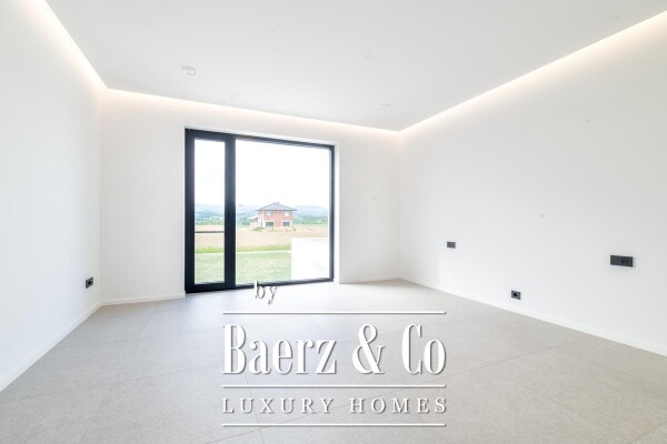 photo 8 Zagreb, Sesvete – Luxury Smart House Villa with Pool, 390 m²