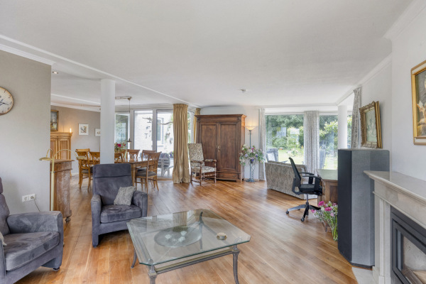 photo 4 De Markerichter 70