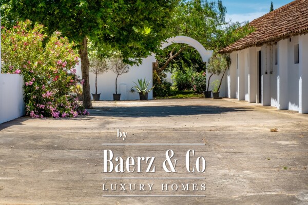 photo 34 Equestrian Property