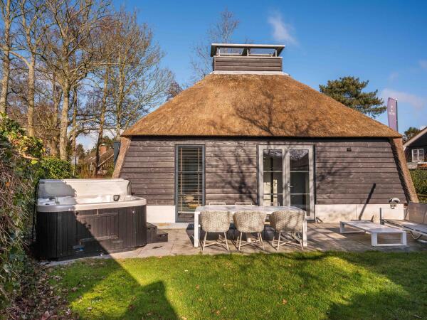 photo 1 Burgemeester Peecklaan 8 001