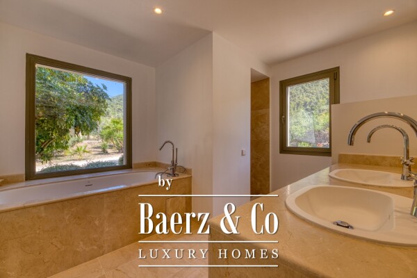 photo 19 Charming Finca Style Villa in Son Cabaspre