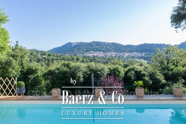 photo 1 Panoramic View and Tranquility – 4-Bedroom Villa with Studio