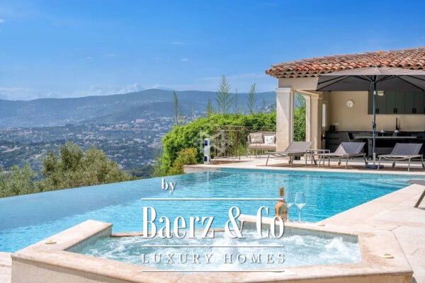 photo 1 Beautiful provencal with a panoramic view