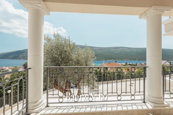 photo 7 Luxurious Apartment in Herceg Novi Municipality