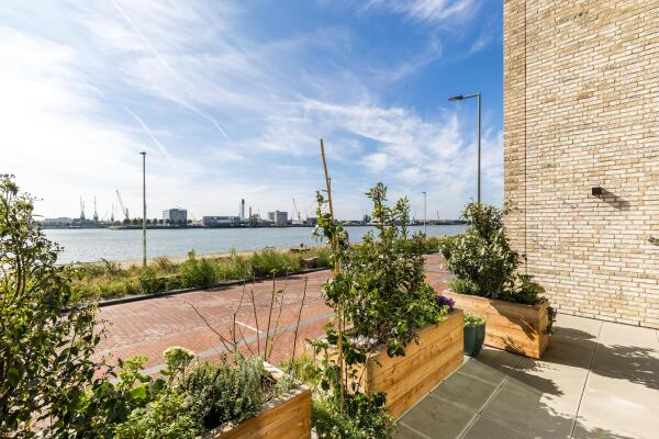 photo 43 Lloydkade 527