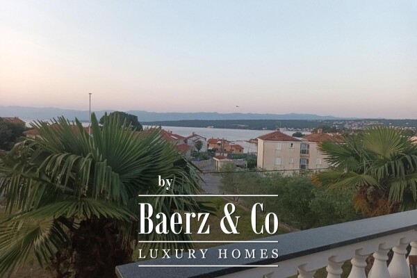 photo 1 Krk, house with 5 apartments, close to the sea, ideal for tourism, 150 m from the sea