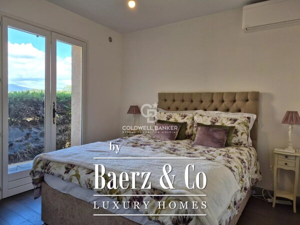 photo 9 Villa with a view near the old village