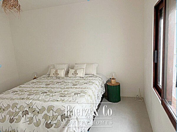 photo 13 Elegant Ibiza-Style Villa with Pool & Palm Trees / Price 930 000