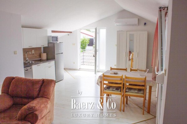 photo 21 Crikvenica, house with 8 apartments and a pool, 500 m from the sea, excellent investment