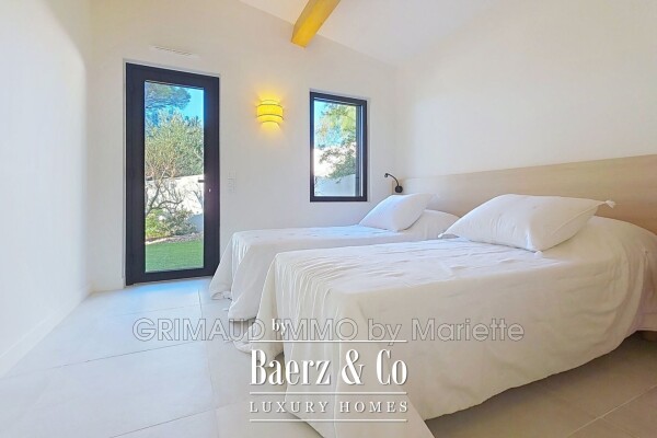 photo 6 Single-story house with high-end features in Sainte-Maxime
