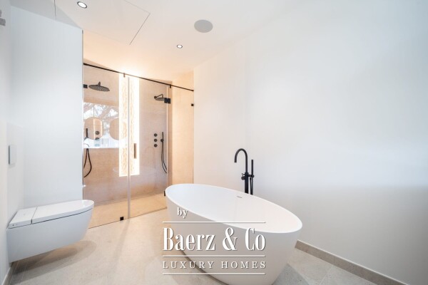 photo 9 Villa - Marbella East - Ref: 8664