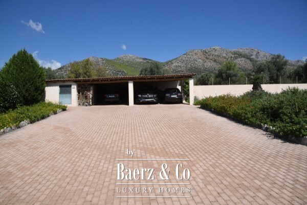 photo 6 Tuscan-Style Villa in Amarynthos with Panoramic Sea & Mountain Views