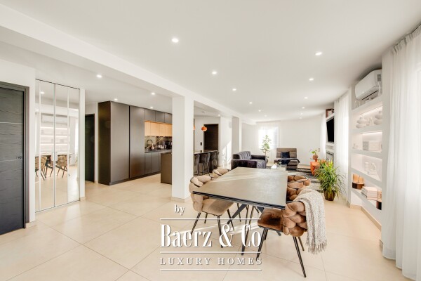 photo 20 Renovated 2-bedroom apartment for sale – Saint-Raphaël city centre – large south-facing terrace – 2 en-suite bedrooms